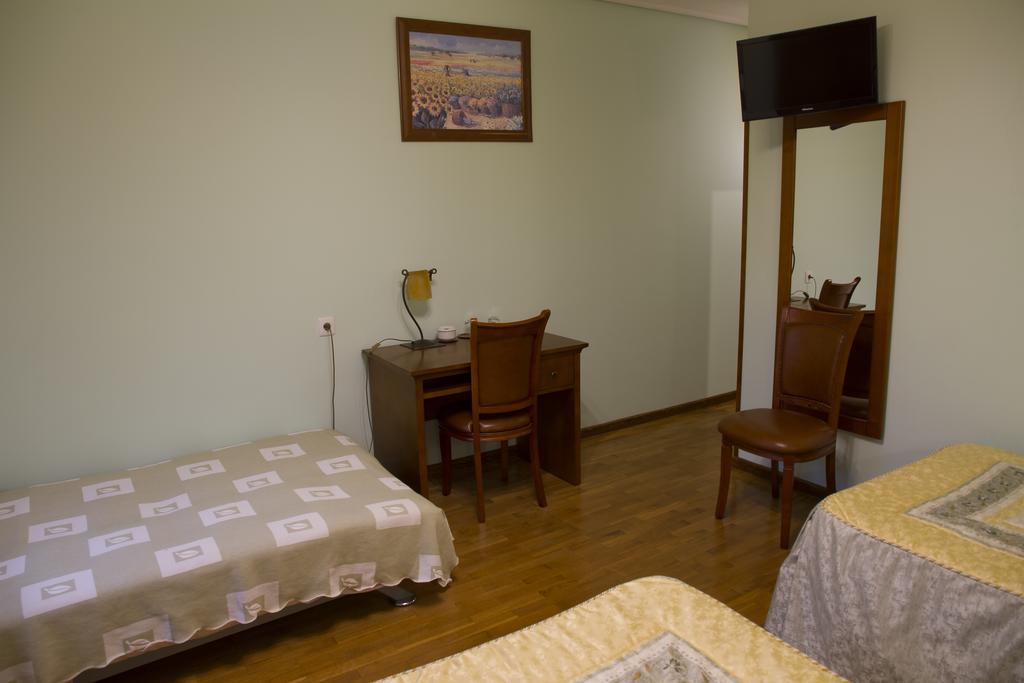 Hotel Los 14 Pravia Exteriör bild